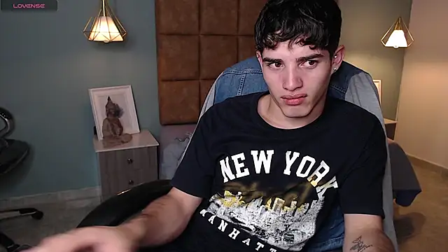 AlejooTwink online show from January 2025 12:31:02 AM