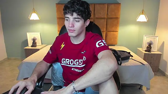 AlejooTwink online show from November 2025 03:01:02 AM