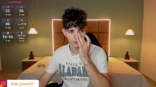 Snapshot of AlejooTwink chatting on June 2026 01:52:02 AM AlejooTwink online show from June 2026 01:52:02 AM