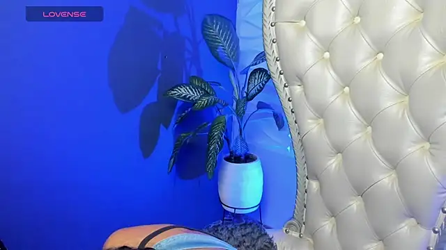 Layla 707 online show from October 2025 12:22:01 AM