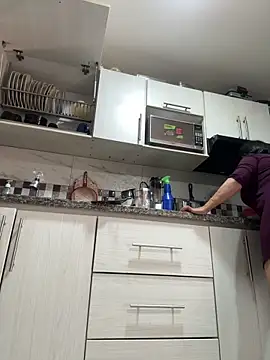 siri duque online show from February 2026 04:58:02 PM