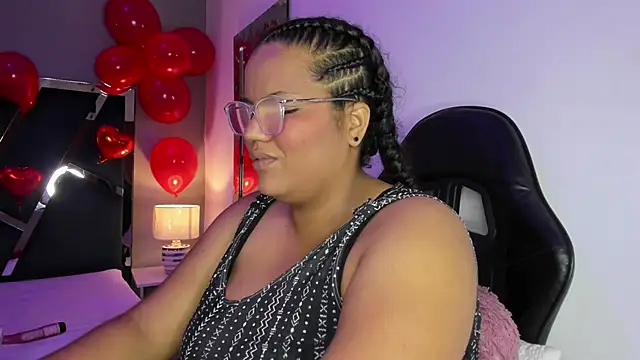 MhiaRey online show from February 2025 01:00:02 PM