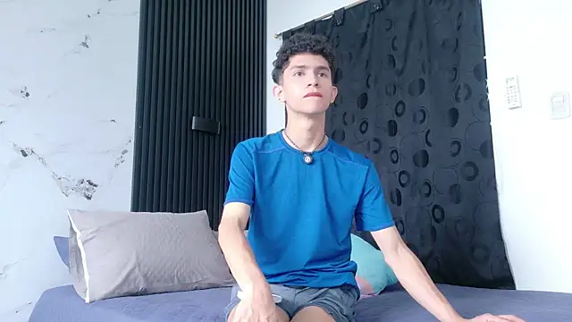 Snapshot of Noah_tyler_ chatting on July 2026 03:14:02 PM Noah tyler online show from July 2026 03:14:02 PM