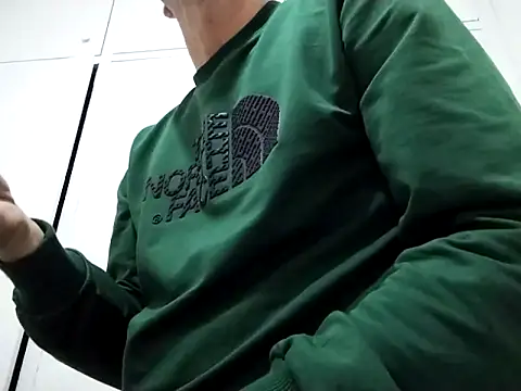 Snapshot of kopgelhadi chatting on December 2024 07:16:01 PM kopgelhadi online show from December 2024 07:16:01 PM