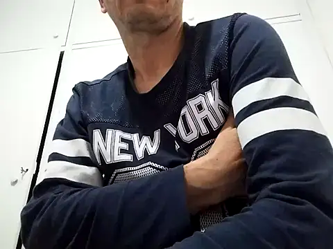 Snapshot of kopgelhadi chatting on December 2024 08:51:02 PM kopgelhadi online show from December 2024 08:51:02 PM