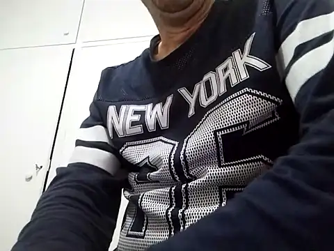 Snapshot of kopgelhadi chatting on December 2024 10:06:01 PM kopgelhadi online show from December 2024 10:06:01 PM