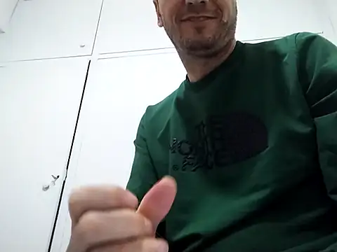 Snapshot of kopgelhadi chatting on December 2024 07:48:02 PM kopgelhadi online show from December 2024 07:48:02 PM