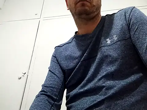 Snapshot of kopgelhadi chatting on December 2024 08:53:01 PM kopgelhadi online show from December 2024 08:53:01 PM