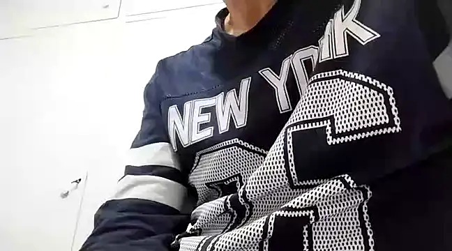 Snapshot of kopgelhadi chatting on January 2025 08:10:02 PM kopgelhadi online show from January 2025 08:10:02 PM