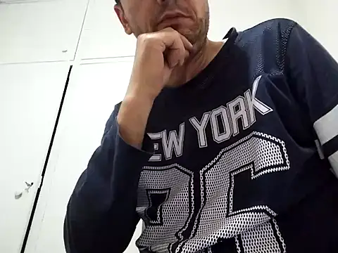 Snapshot of kopgelhadi chatting on March 2025 07:06:02 PM kopgelhadi online show from March 2025 07:06:02 PM