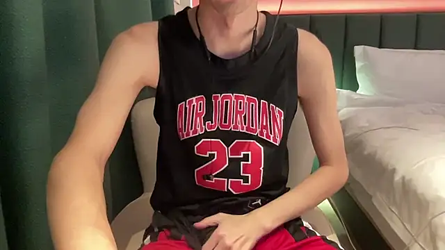 kimkim123123 online show from February 2025 03:32:01 PM