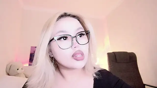 amelia sunlight online show from December 2024 01:07:01 AM