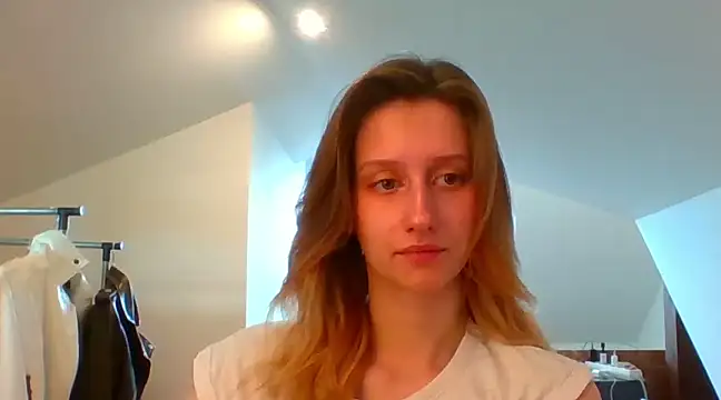 LUNA delight online show from February 2025 07:45:01 AM