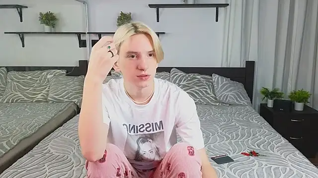 Ron Vils online show from September 2025 03:34:01 PM