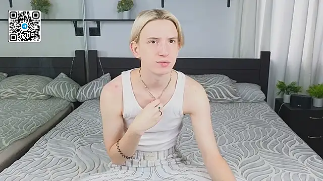 Ron Vils online show from September 2025 05:52:02 AM