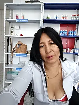 Megan jennerr online show from October 2025 01:52:01 PM