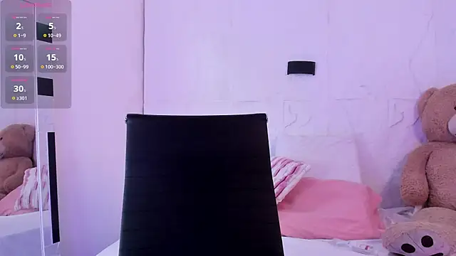 Alice noir online show from January 2025 12:33:01 PM