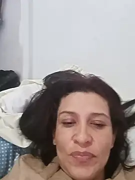 Snapshot of Slut_Milf_ chatting on January 2025 02:42:01 PM Slut Milf online show from January 2025 02:42:01 PM