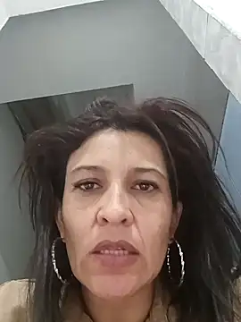 Snapshot of Slut_Milf_ chatting on January 2025 11:33:01 PM Slut Milf online show from January 2025 11:33:01 PM