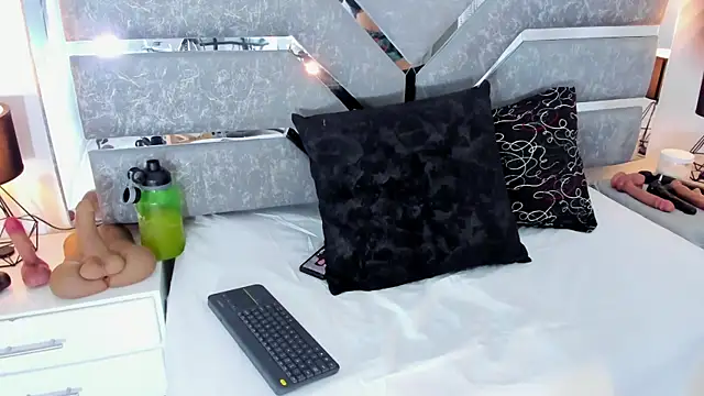 Slut Milf  online show from May 2026 11:15:01 AM