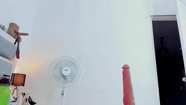 Slut Milf  online show from May 2026 07:44:01 PM