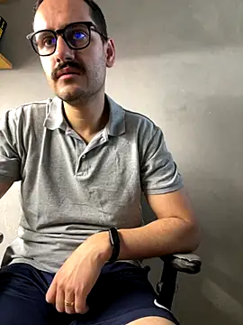 Snapshot of Superdad chatting on October 2025 11:51:02 AM Superdad online show from October 2025 11:51:02 AM