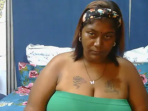 Snapshot of indiansuga chatting on February 2026 06:01:02 PM indiansuga online show from February 2026 06:01:02 PM