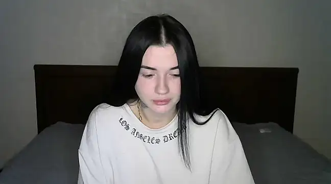 Snapshot of Liana_diva chatting on January 2025 10:23:01 PM Liana diva online show from January 2025 10:23:01 PM