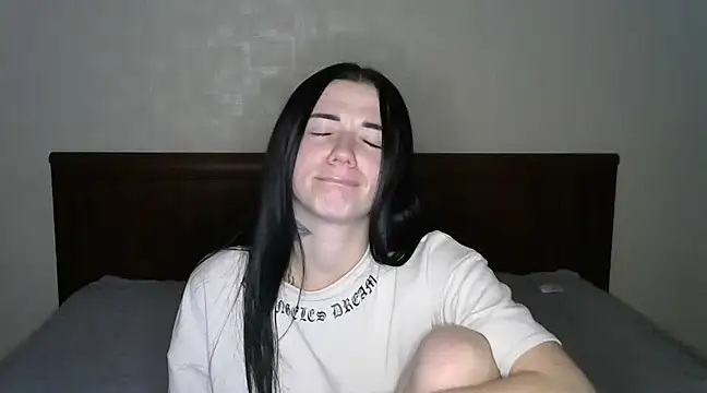 Snapshot of Liana_diva chatting on January 2025 01:30:01 AM Liana diva online show from January 2025 01:30:01 AM