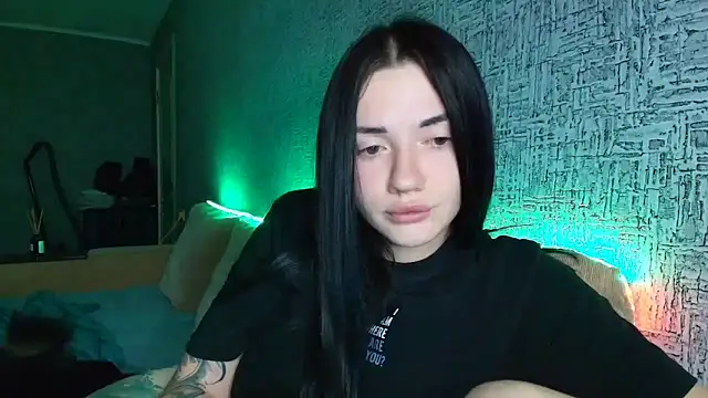 Snapshot of Liana_diva chatting on November 2025 08:14:01 AM Liana diva online show from November 2025 08:14:01 AM