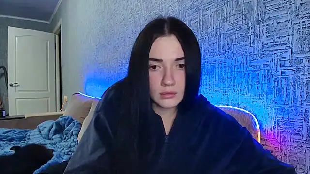 Snapshot of Liana_diva chatting on November 2025 08:29:02 PM Liana diva online show from November 2025 08:29:02 PM