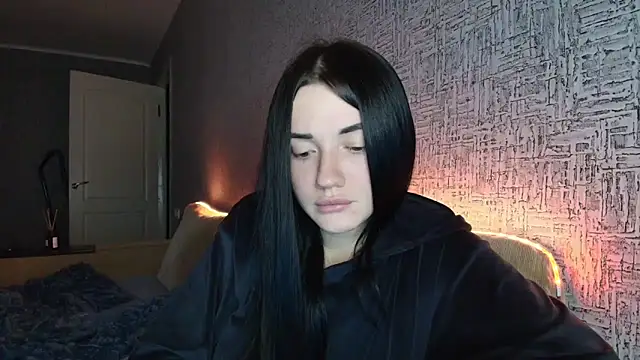 Snapshot of Liana_diva chatting on November 2025 05:23:02 PM Liana diva online show from November 2025 05:23:02 PM