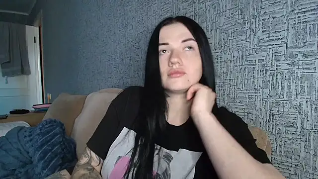 Liana diva online show from March 2026 02:34:01 PM