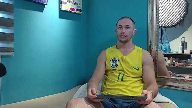 AxelFairchaild online show from September 2025 01:03:01 PM