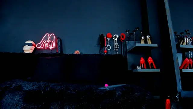 DelaneyStone online show from September 2025 03:56:02 PM