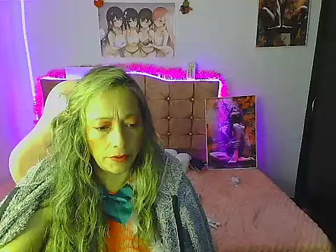 Melanyy 100 online show from December 2024 07:15:02 PM