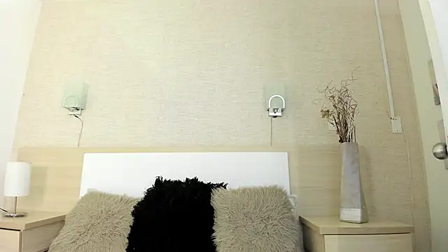 Mistyca online show from March 2025 11:21:02 AM