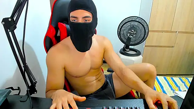 Calihotcaliente277 online show from January 2025 02:43:01 PM