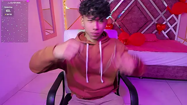 Snapshot of AkazaBoy_ chatting on February 2025 04:01:01 AM AkazaBoy online show from February 2025 04:01:01 AM