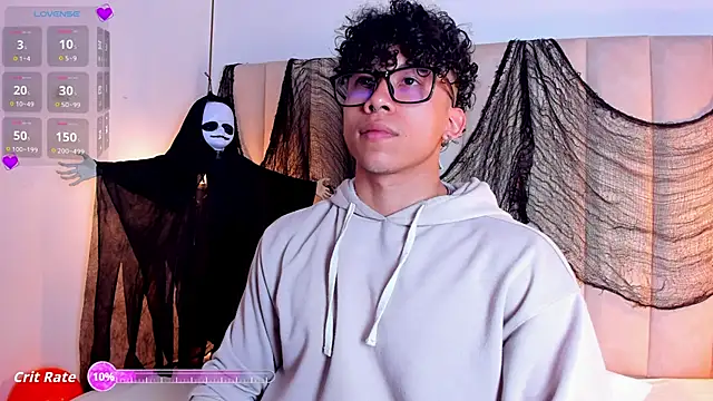 Snapshot of AkazaBoy_ chatting on October 2025 05:41:02 AM AkazaBoy online show from October 2025 05:41:02 AM