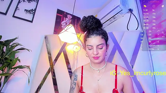 Snapshot of CurlyRose__ chatting on March 2025 02:45:01 AM CurlyRose online show from March 2025 02:45:01 AM