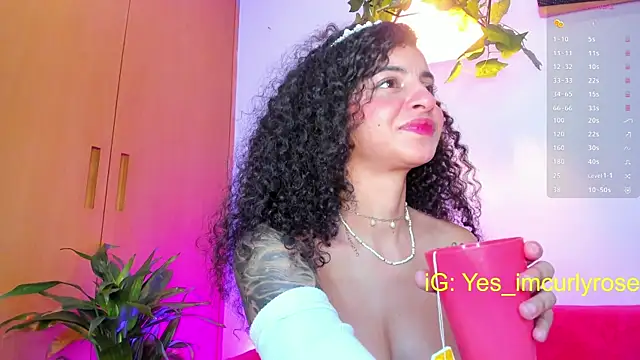 Snapshot of CurlyRose__ chatting on March 2025 12:08:01 AM CurlyRose online show from March 2025 12:08:01 AM