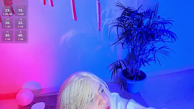 Snapshot of CurlyRose__ chatting on November 2025 10:34:02 PM CurlyRose online show from November 2025 10:34:02 PM