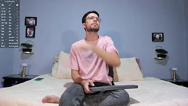 ETHAN ADAM online show from January 2025 08:22:01 PM