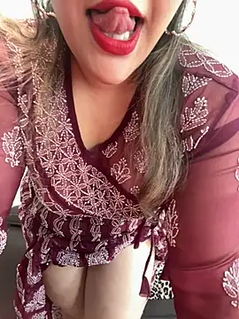 Snapshot of famous_indian_girl chatting on September 2025 06:09:02 PM famous indian girl online show from September 2025 06:09:02 PM