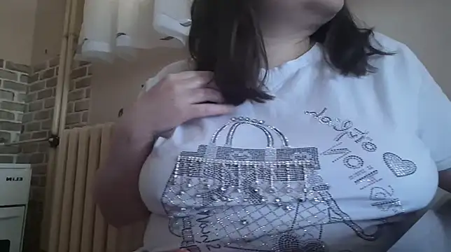 AalinnaK online show from March 2025 02:29:02 PM