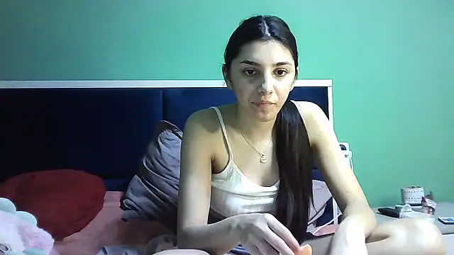 Ahotkittyxxx online show from January 2025 05:16:02 PM