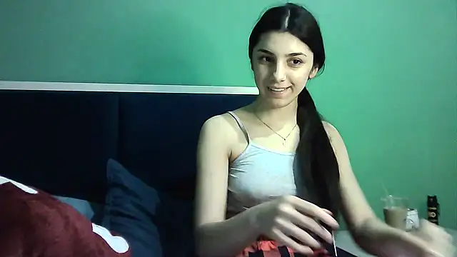 Ahotkittyxxx online show from January 2025 03:07:01 PM