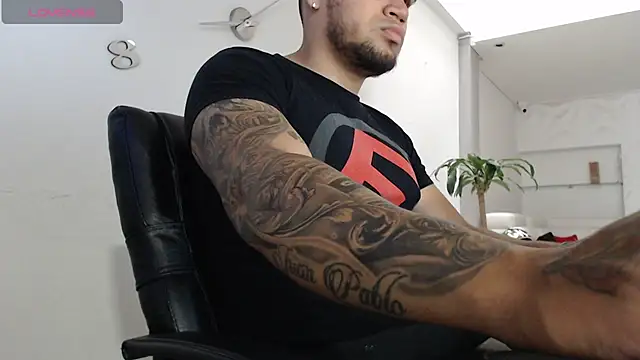 Aaron Hunter  online show from March 2025 01:08:02 PM