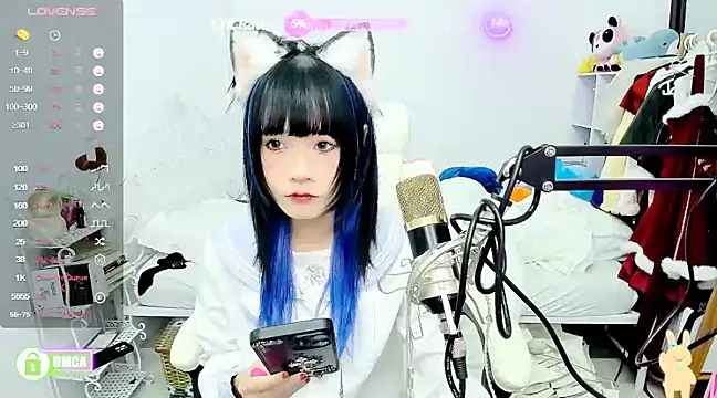 RassieRaph online show from December 2024 11:03:01 PM